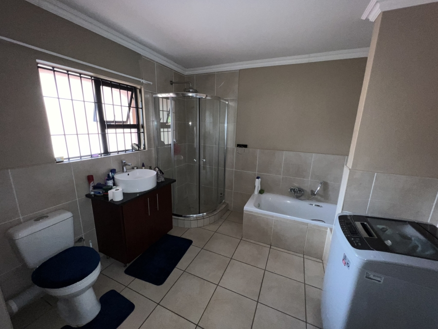 2 Bedroom Property for Sale in Potchefstroom North West